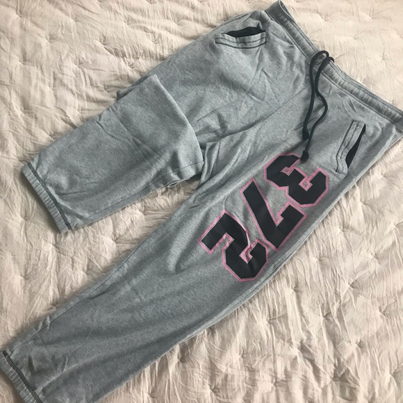 Mossimo Supply Co. Pants - Sweatpants.